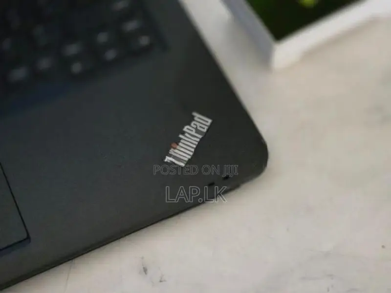 Lenovo ThinkPad YOGA 12 Core i5 5th GEN 12.5 FullHD Rotatable Touch