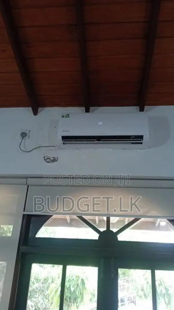 12000BTU Chigo non inverter Air conditioner