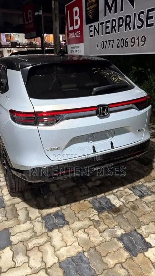 Honda Vezel Z Play 2026 SUV Unregistered (Recondition)