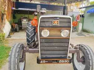 Massey-Ferguson 240 1995 Tractor (Used)