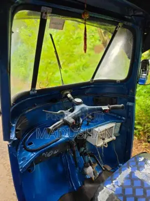 Bajaj 2 Stroke 2006 Three Wheel (Used)
