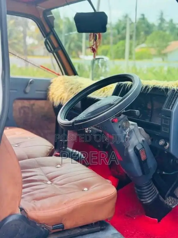Isuzu Crewcab 1981 Crew Cab (Used)