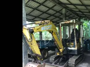Yanmar B27 2012 Heavy-Duty (Used)