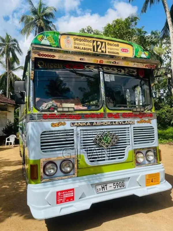 Ashok-Leyland Viking 2004 Bus (Used)