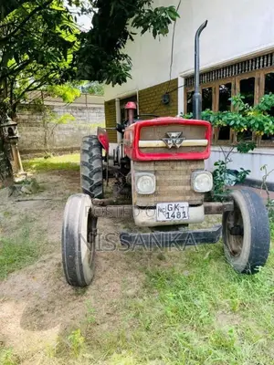 Massey-Ferguson 135dl 2001 Tractor (Used)