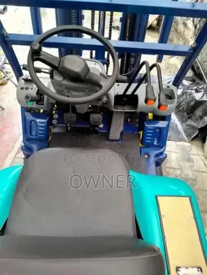 Komatsu FG15Ton Forklift 2020 Heavy-Duty (Used)