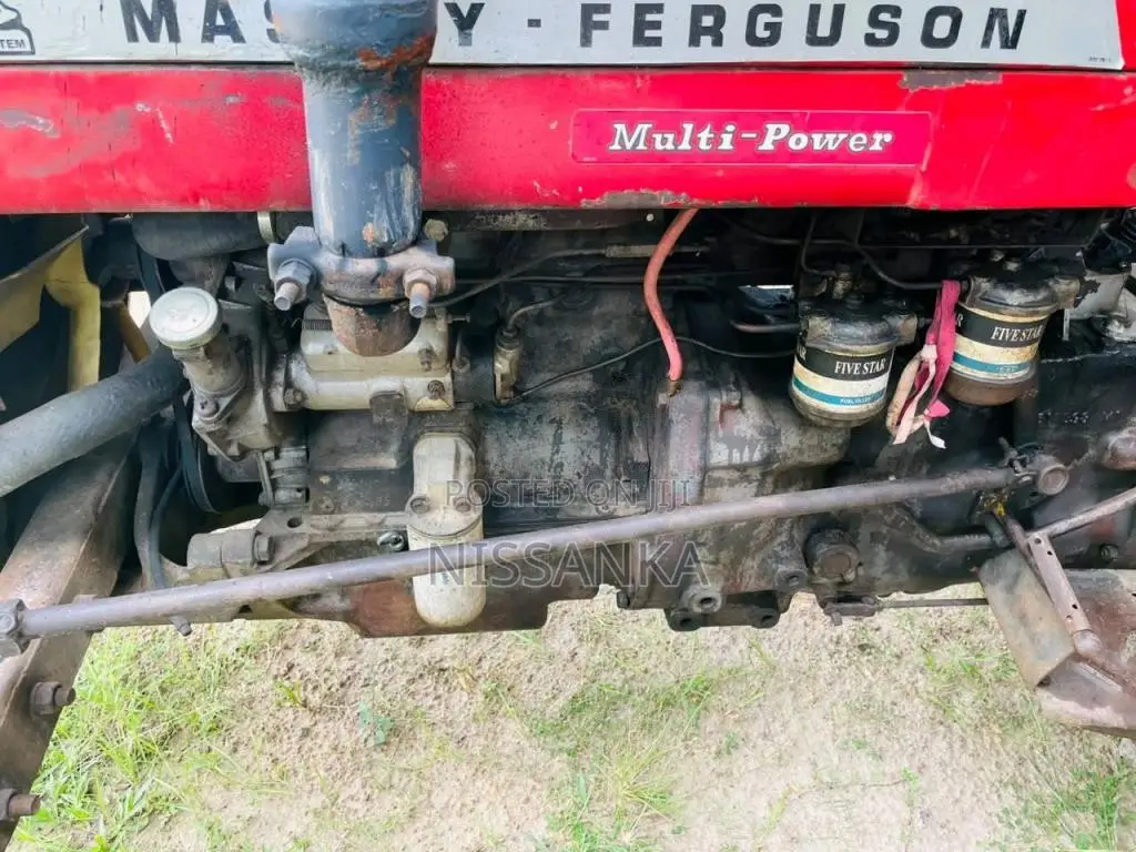 Massey-Ferguson 135dl 2001 Tractor (Used)
