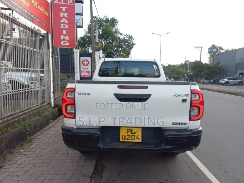 Toyota ZGR Sport 2026 Pickup (Used)