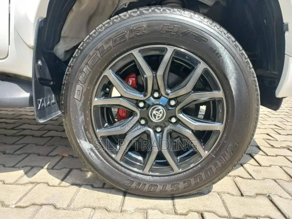Toyota ZGR Sport 2026 Pickup (Used)