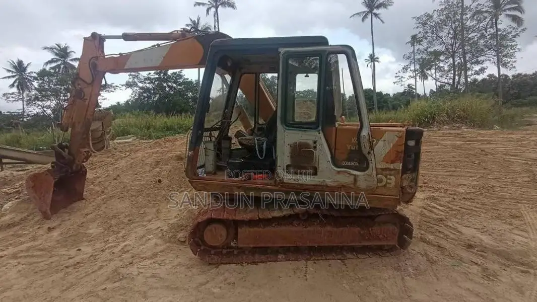 Kobelco Yutani SK03 2015 Heavy-Duty (Used)