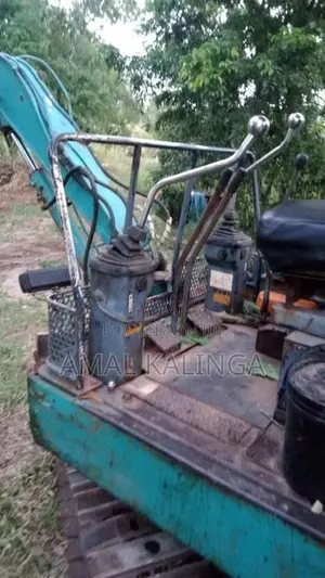 Komatsu 206 2006 Heavy-Duty (Used)