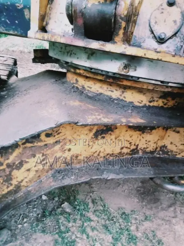Komatsu 605 2008 Heavy-Duty (Used)