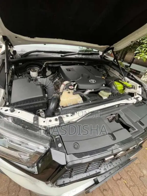 Toyota Hilux GR 2024 Pickup (Used)