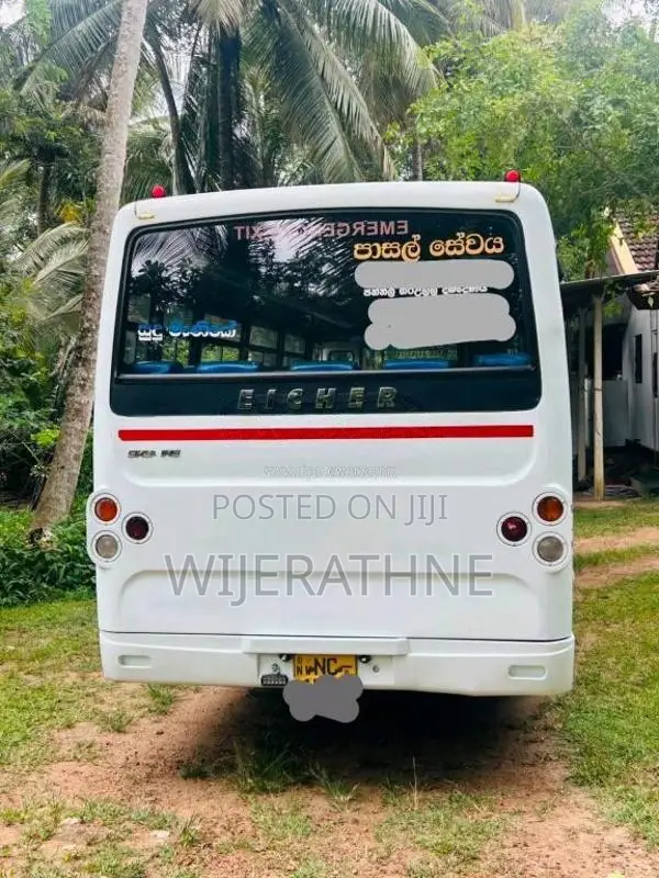 Eicher Skyline 2014 Bus (Used)