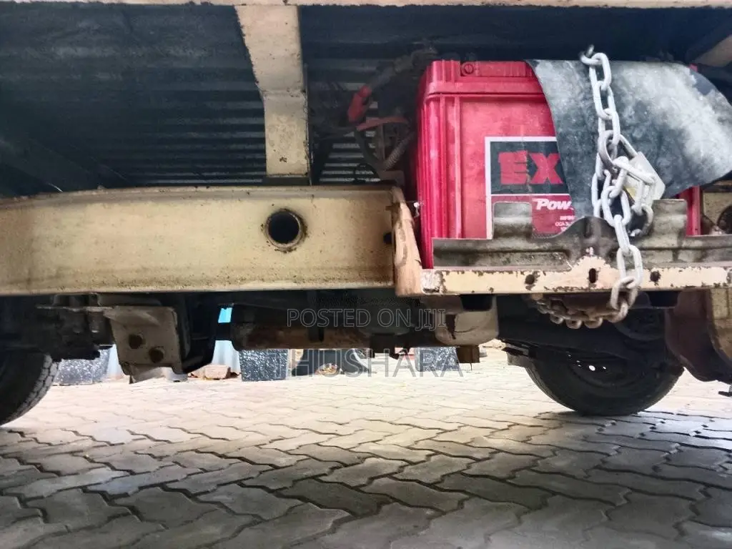 Tata Dimo Batta 2015 Lorry (Used)