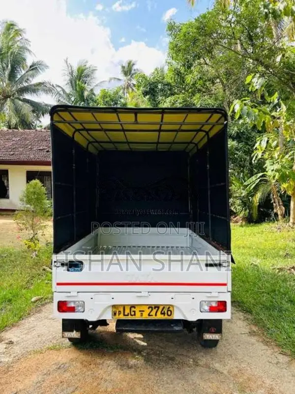 Tata Dimo Batta 2009 Lorry (Used)