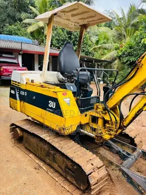Komatsu Pc30-6 2025 Heavy-Duty (Used)