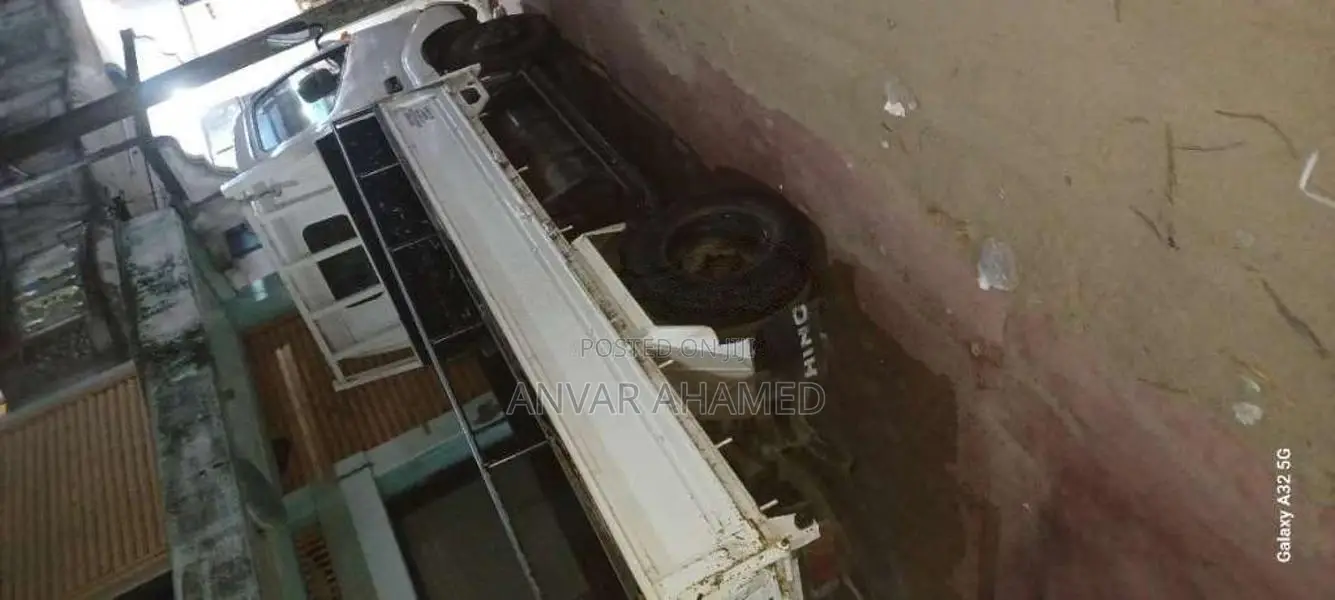 Dyno Hino 2006 Lorry (Used)