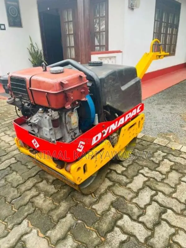 Sakai Dyanpac 2020 Heavy-Duty (Used)