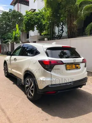 Honda Vezel RS Sensing LED 2018 SUV (Used)