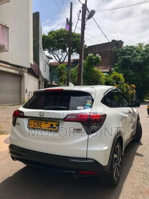 Honda Vezel RS Sensing LED 2018 SUV (Used)