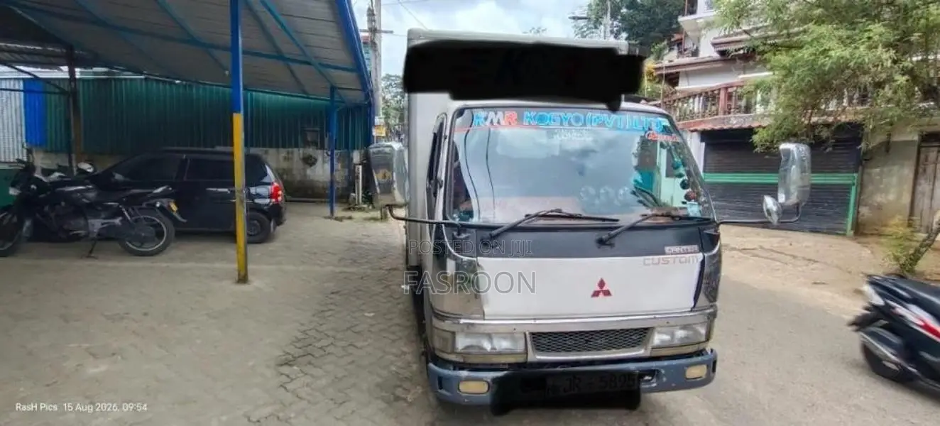 Isuzu 4m51 2000 Lorry (Used)