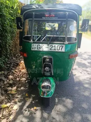 Bajaj 2 Stroke 2001 Three Wheel (Used)