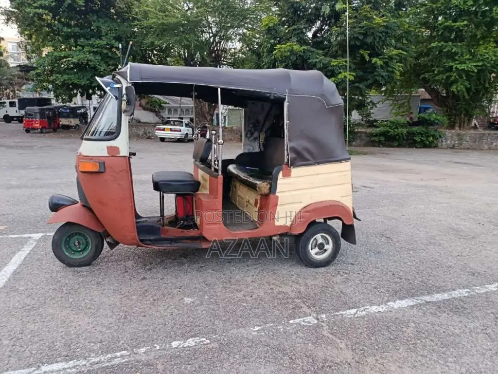 Bajaj 2 Stroke 2003 Three Wheel (Used)