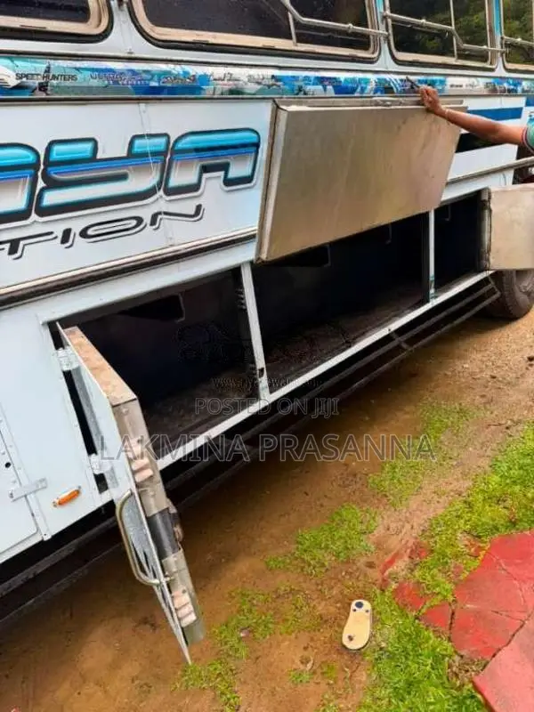 Ashok-Leyland Ruby 2015 Bus (Used)
