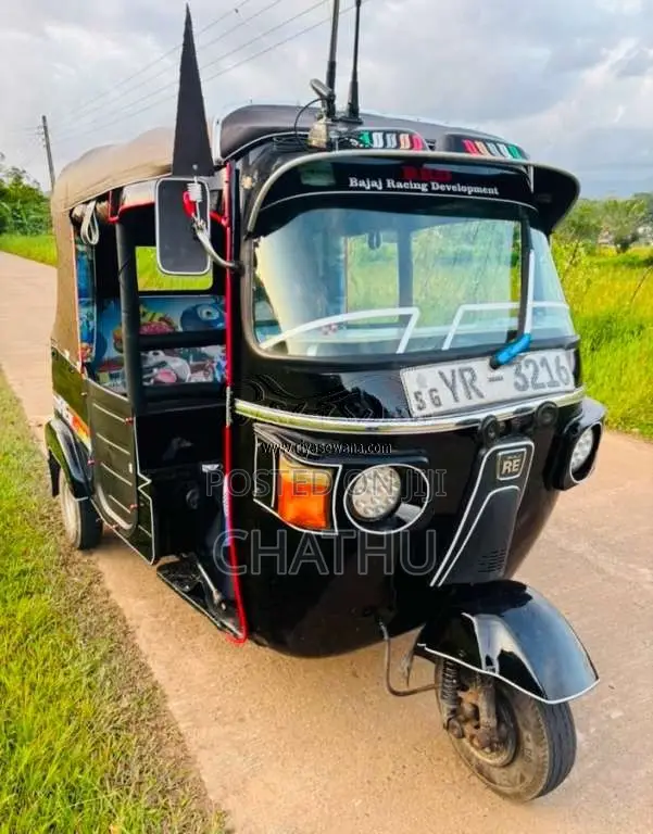 Bajaj 4 Stroke 2011 Three Wheel (Used)