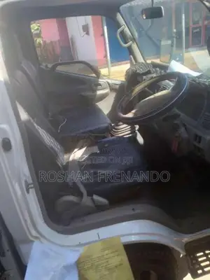 Toyota Dyna 2001 Lorry (Used)
