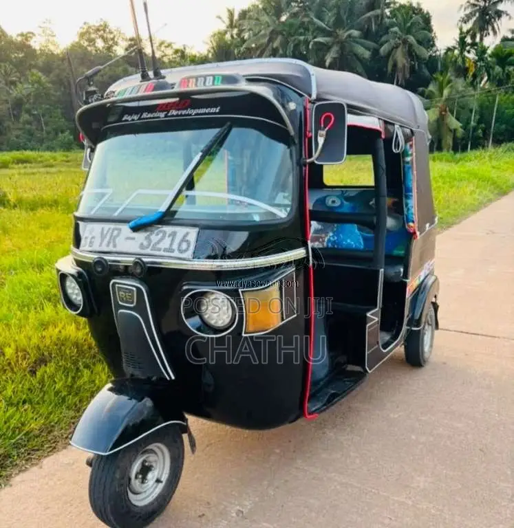 Bajaj 4 Stroke 2011 Three Wheel (Used)