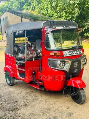 Bajaj RE 205 2013 Three Wheel (Used)