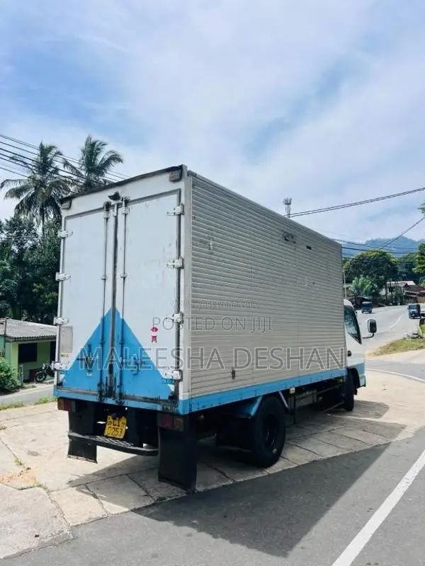 Mitsubishi Canter 2007 Lorry (Used)