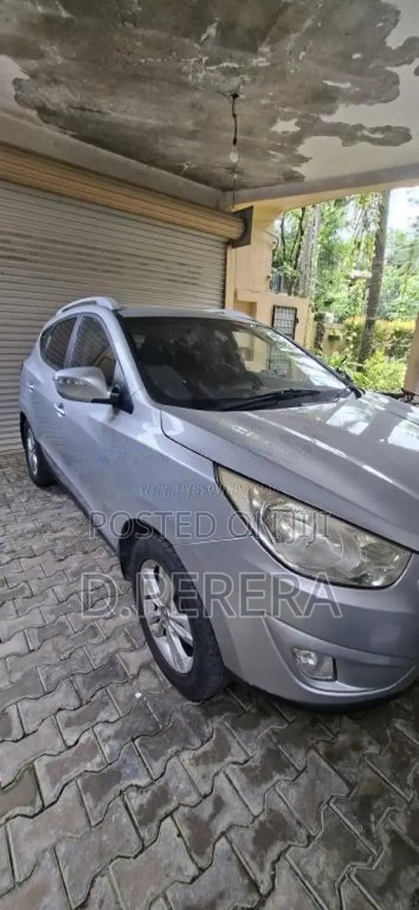 Hyundai Tucson 2011 SUV (Used)