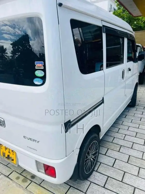 Suzuki Every 2015 Van (Used)