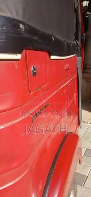 Bajaj RE 4 Stroke 2017 Three Wheel (Used)