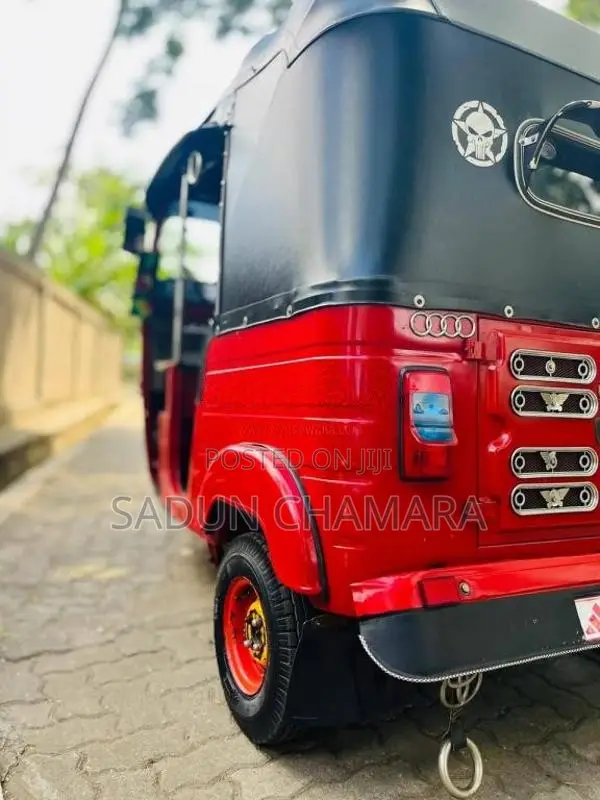Bajaj RE 2016 Three Wheel (Used)