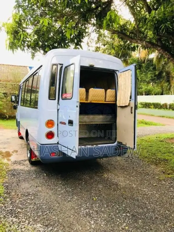 Mitsubishi Rosa 1999 Bus (Used)