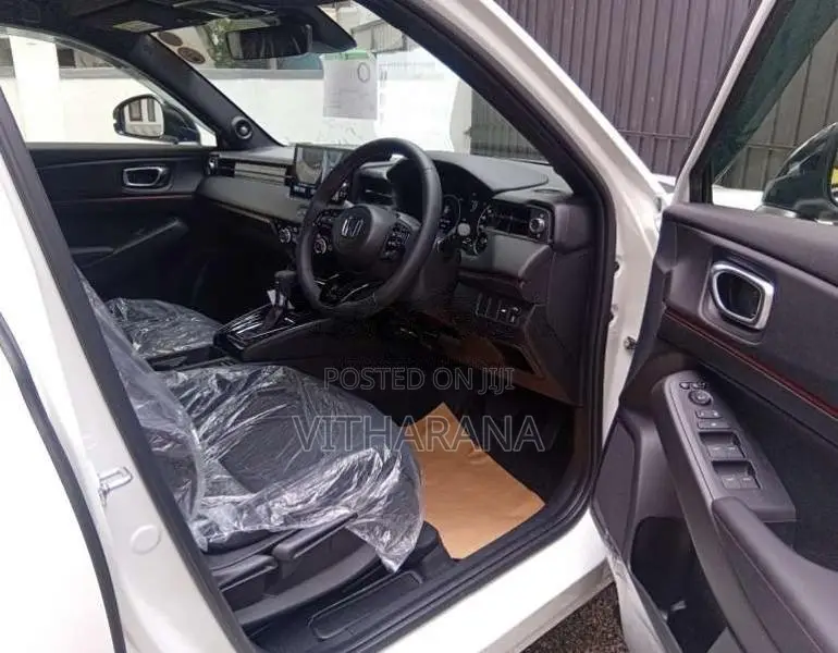 Honda VEZEL RS PREMIUM 2025 SUV Brand New