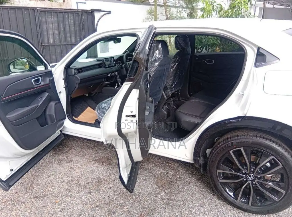 Honda VEZEL RS PREMIUM 2025 SUV Brand New