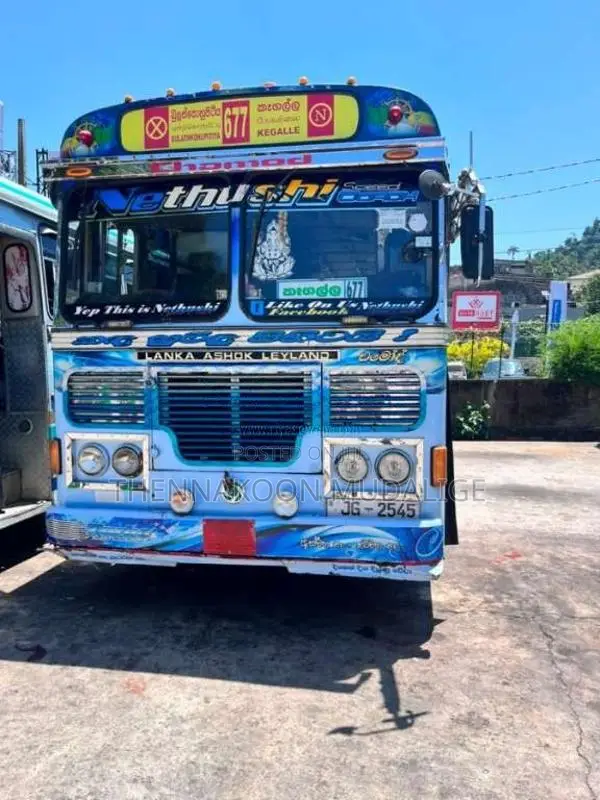 Ashok-Leyland Viking 2004 Bus (Used)