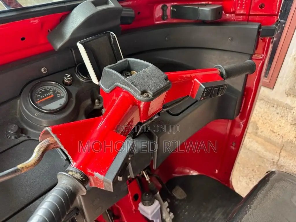 Bajaj 4 stroke 2018 Three Wheel (Used)