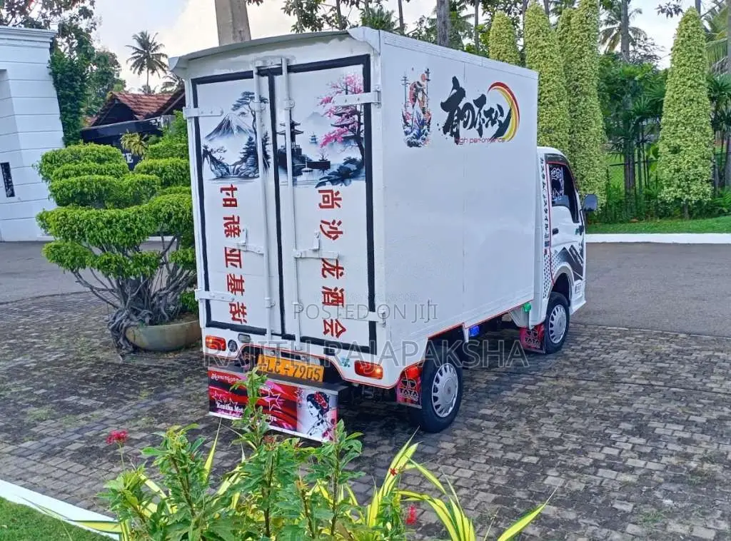Tata Dimo Batta 2007 Lorry (Used)