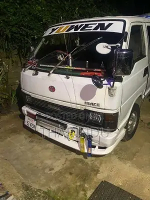 Toyota HIACE 1987 Van (Used)