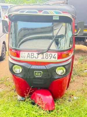 Bajaj RE 2015 Three Wheel (Used)