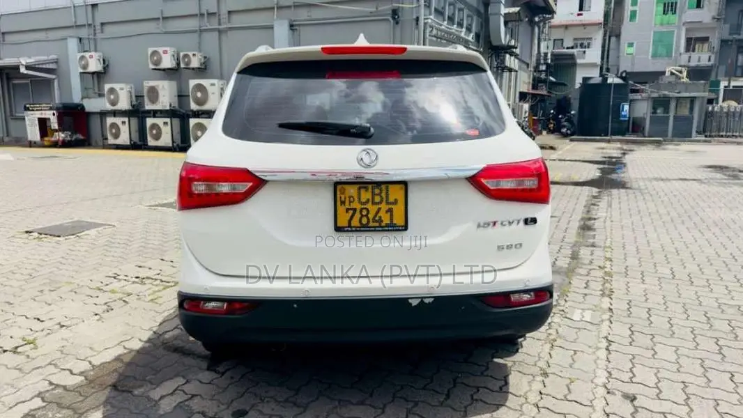 DFSK Glory 580 2021 SUV (Used)