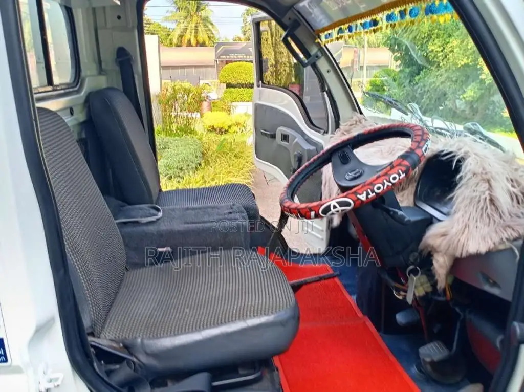 Tata Dimo Batta 2007 Lorry (Used)