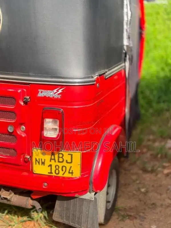 Bajaj RE 2015 Three Wheel (Used)