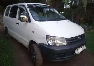 Toyota Noah CR41 1997 Van (Used)